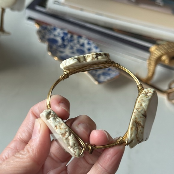 White natural stone Bourbon and Bowties Bangle Bracelet - Picture 3 of 3